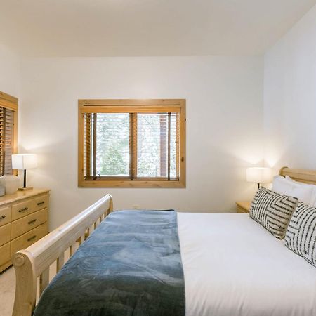Coyote Moon By Avantstay Cabin Wsauna Mins From Dt Truckee Northstar 외부 사진