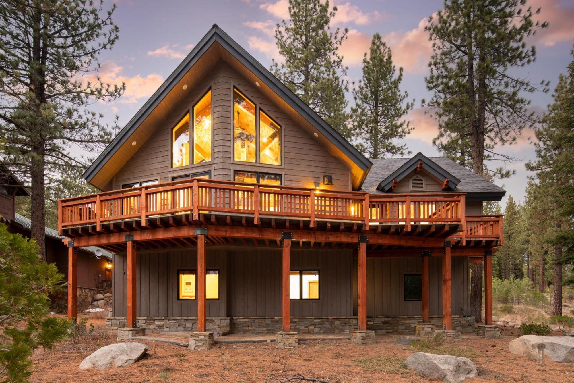 Coyote Moon By Avantstay Cabin Wsauna Mins From Dt Truckee Northstar 외부 사진